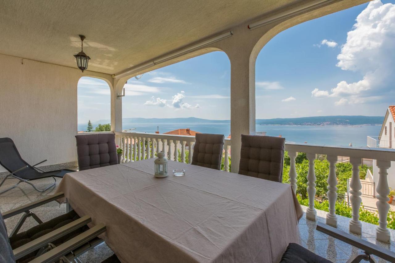 Amila Apartment Crikvenica Exterior photo